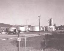 SinclairRefinery Sinclair Refining in the late years. From collection of Dan Nicholson