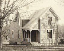 House1 Hi Ron, I am attaching a picture of a house, location unknown. The back of the card reads: "GEM PHOTO POSTCARDS, Geo. E. Mott, Angelica, N.Y." I don't think the...